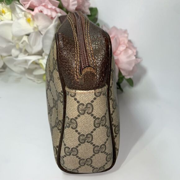 Authentic GUCCI Toiletry Clutch Bag - Picture 4 of 14
